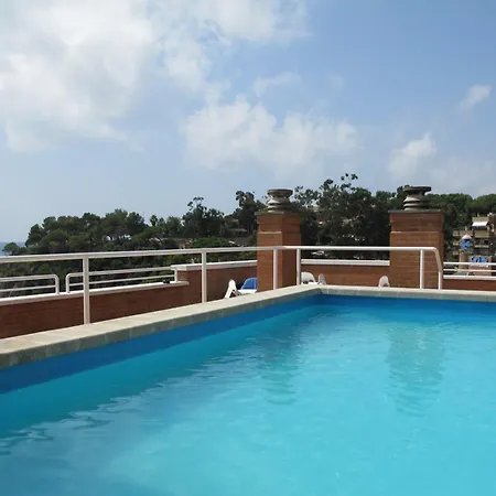 ホテル Rosanna 3*