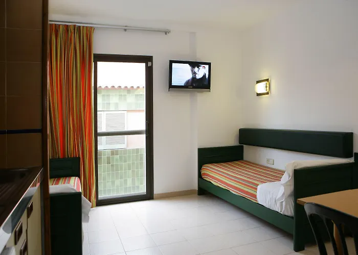 Rosanna Hotel 3*